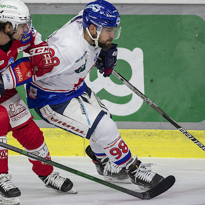 HC Innsbruck beißt auch beim KAC zu