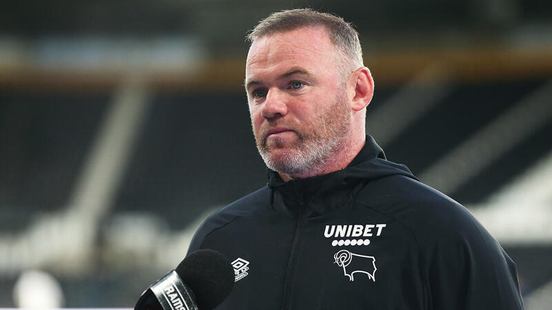 Rooney schwört Derby County die Treue