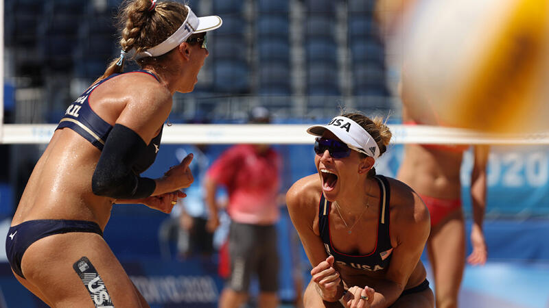 <a href='/de/daten/news/beachvolleyball/' class='tag'>Beachvolleyball</a>-Finale der Damen steht fest