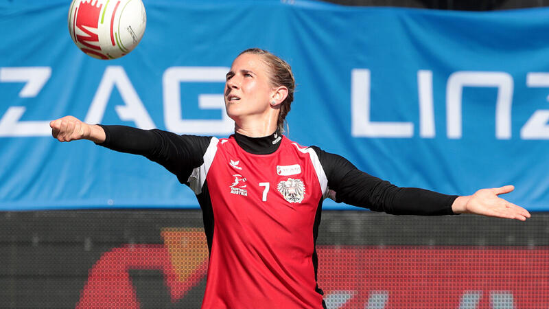 Faustball-Frauen im WM-Halbfinale