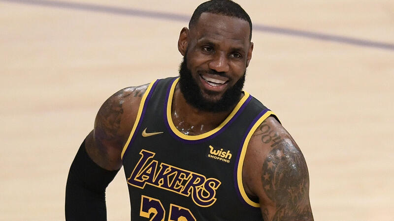 LeBron James erster aktiver <a href='/de/daten/news/basketball/nba/' class='tag'>NBA</a>-Milliardär