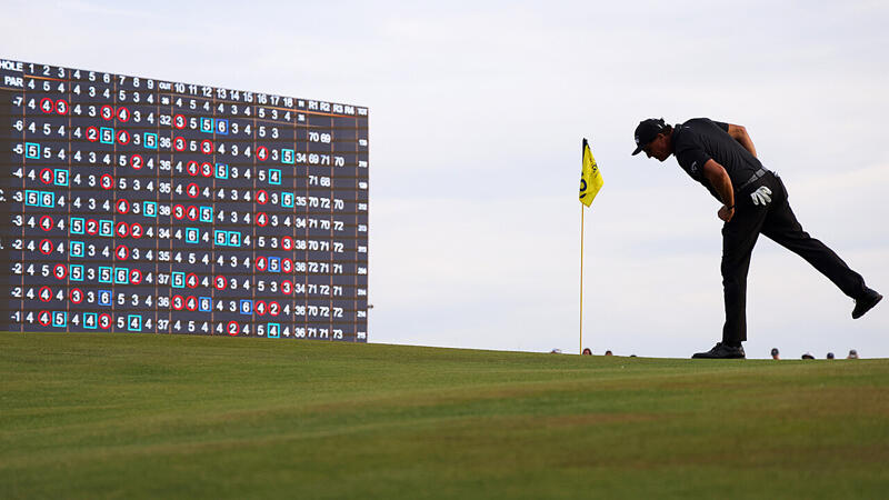 Phil Mickelson führt bei PGA Championship