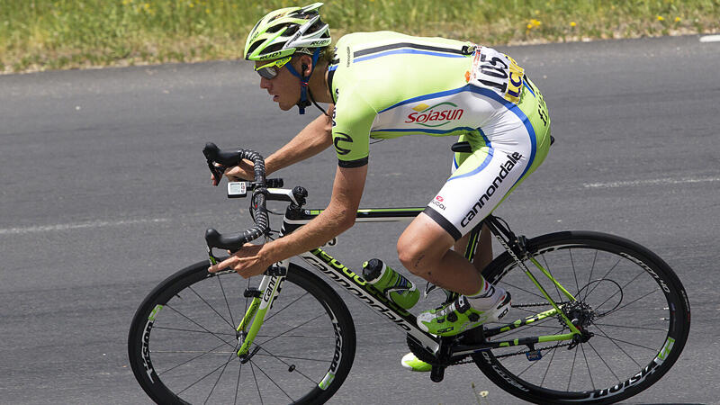 Schwerer Sturz beim Giro d'Italia