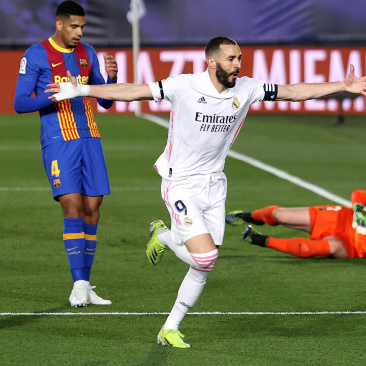 Real erklimmt im Clasico die Tabellenspitze