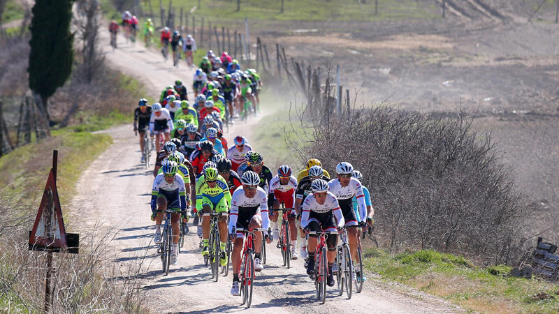 ÖRV-Ass Gogl bei Strade Bianche stark