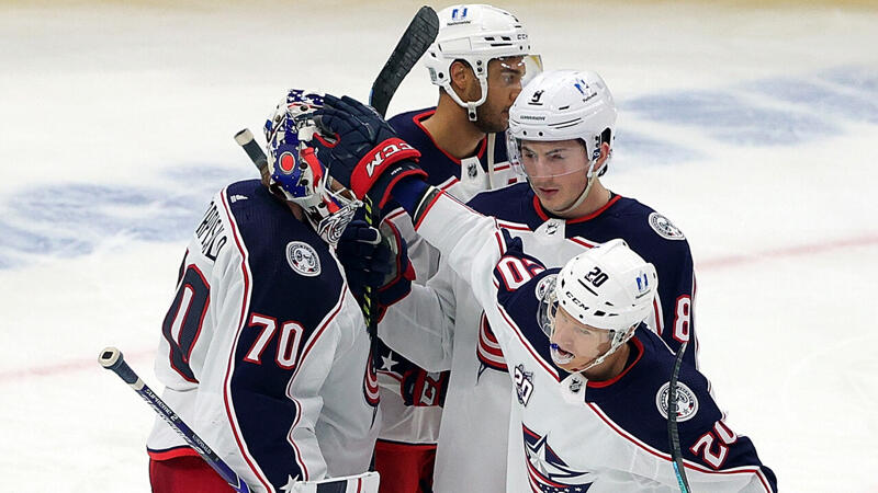 Blue Jackets bauen gegen Chicago Punktserie aus