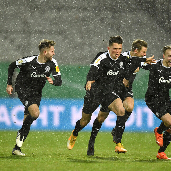 Sensation im DFB Pokal! Kiel eliminiert FC Bayern