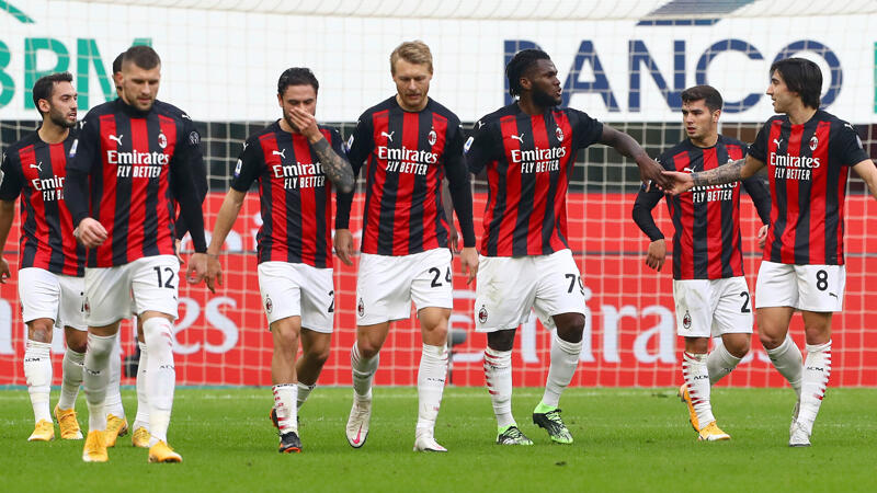 <a href='/de/daten/news/fussball/ac-milan/' class='tag'>AC Milan</a> zieht in <a href='/de/daten/news/fussball/serie-a/' class='tag'>Serie A</a> einsame Kreise