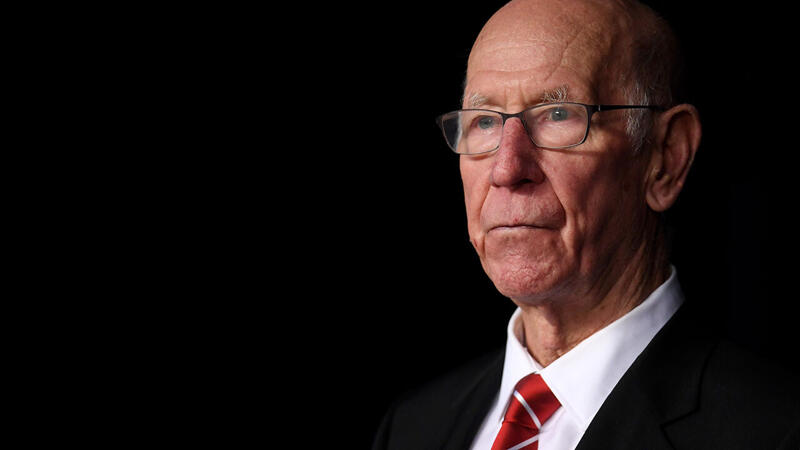 England-Legende Bobby Charlton schwer erkrankt