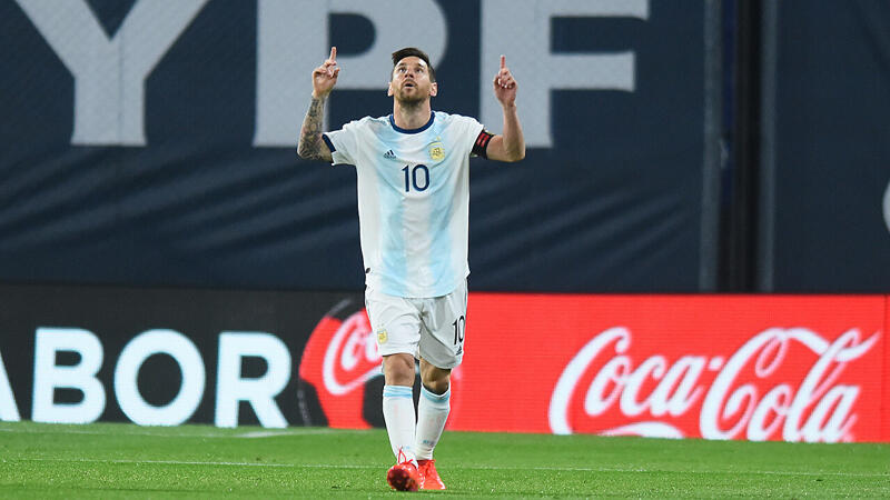 <a href='/de/daten/news/fussball/lionel-messi/' class='tag'>Lionel Messi</a> trifft für Argentinien in WM-Quali