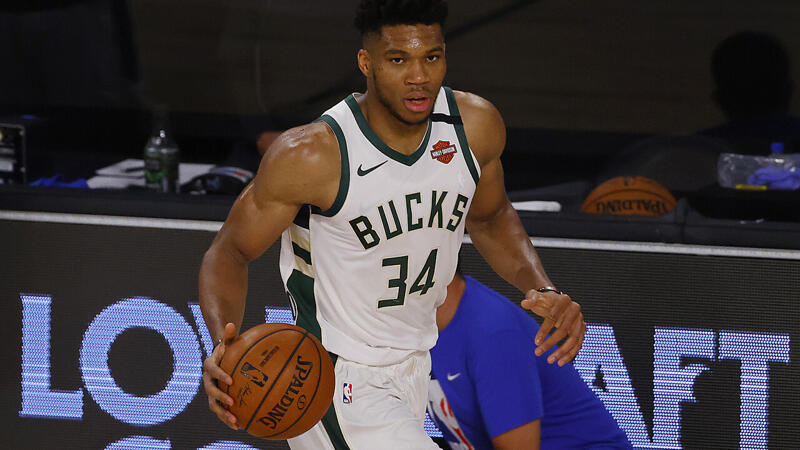 Giannis Antetokounmpo gelingt Historisches